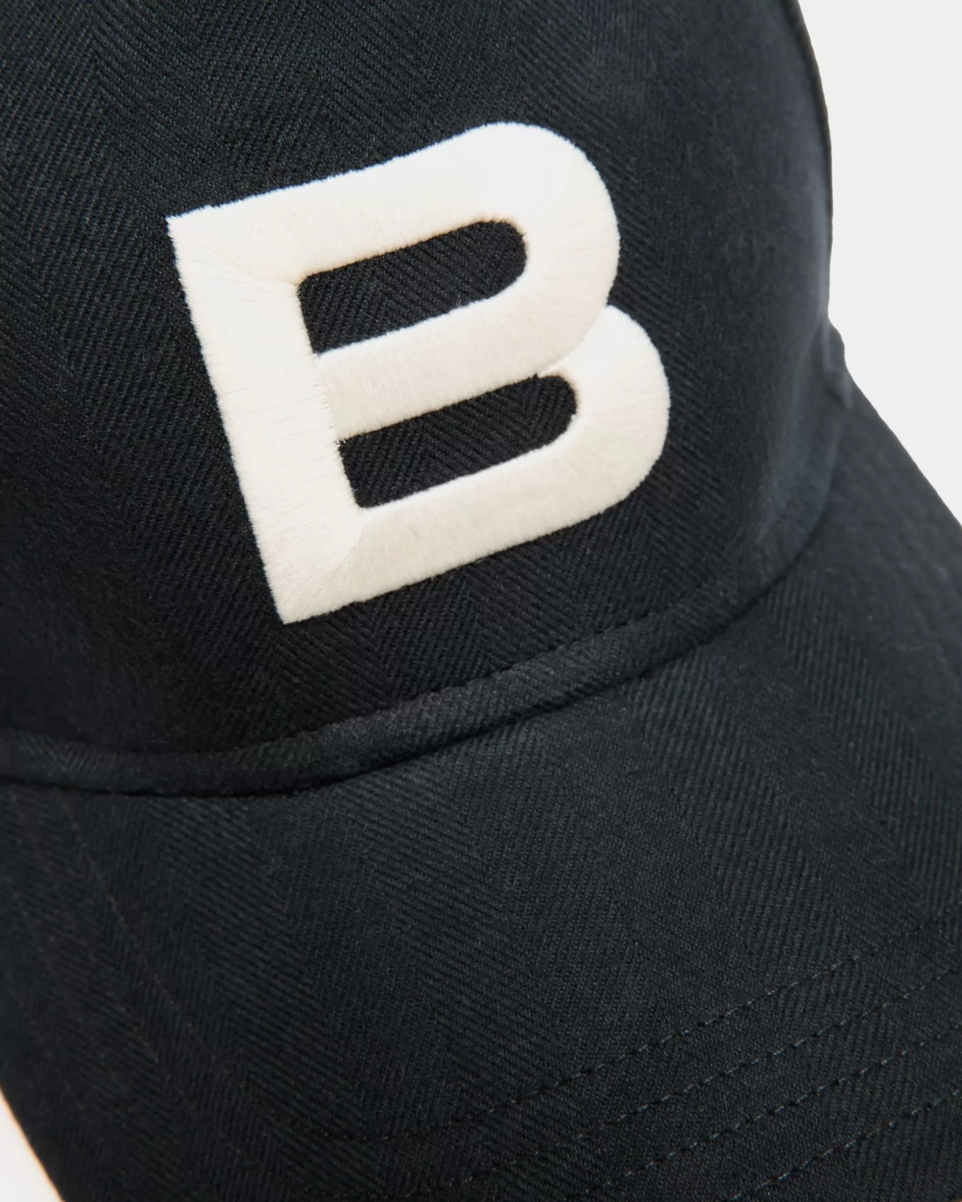 Bally Baseballmütze Aus Baumwolle In Aus Der Adrien Brody Travel-Kollektion Schwarz Discount