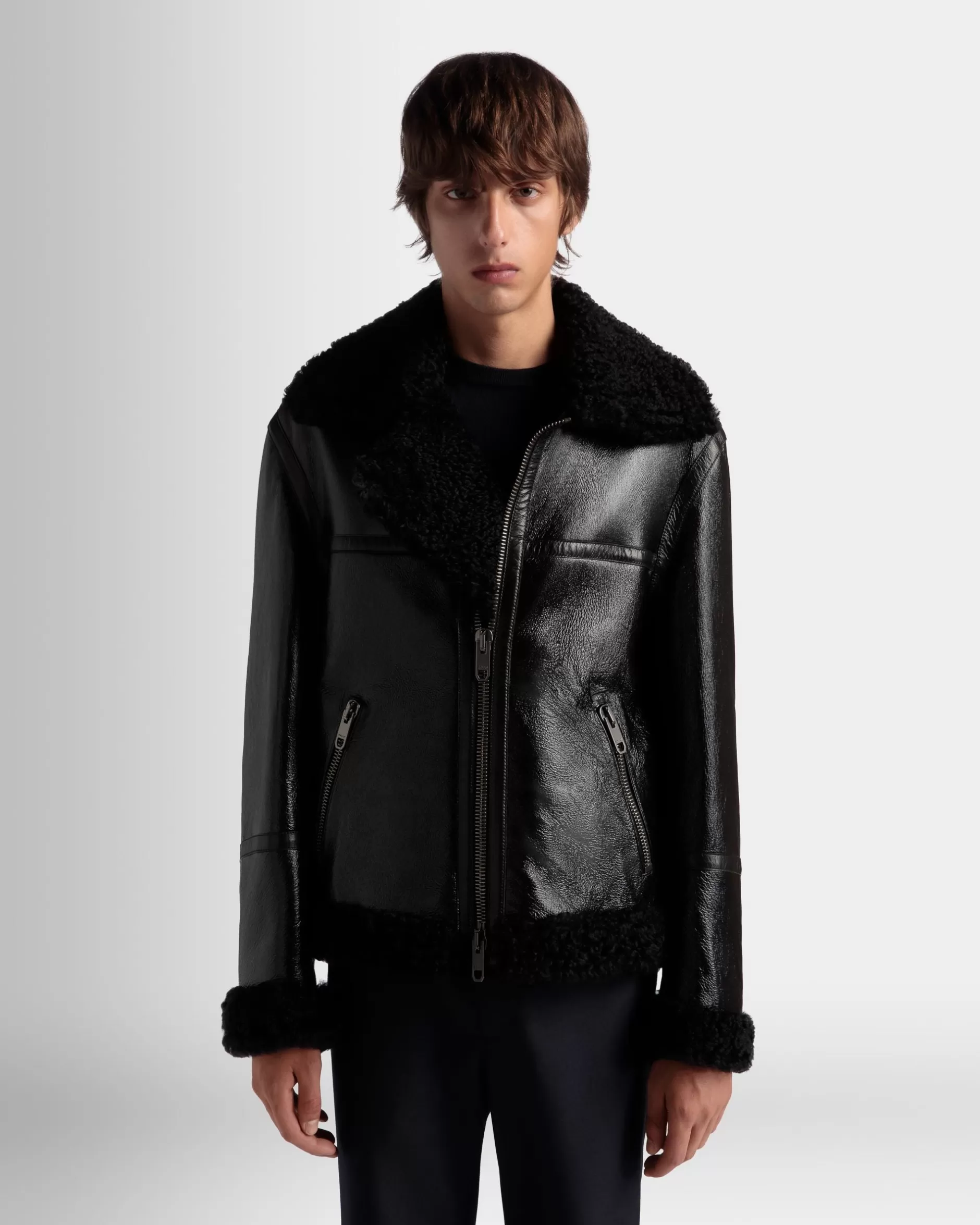 Bally Bomberjacke Aus Leder In Aus Der Adrien Brody Travel-Kollektion Schwarz Discount
