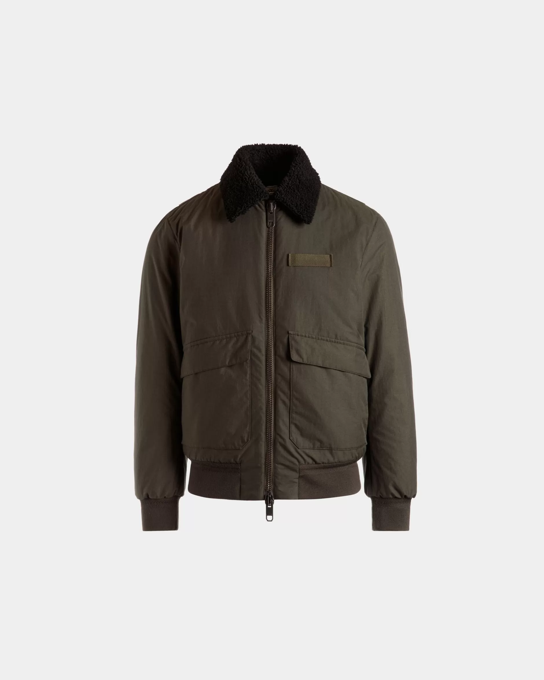 Bally Bomberjacke Aus Nylon In Olive Green Aus Der Adrien Brody Travel-Kollektion Grün Store