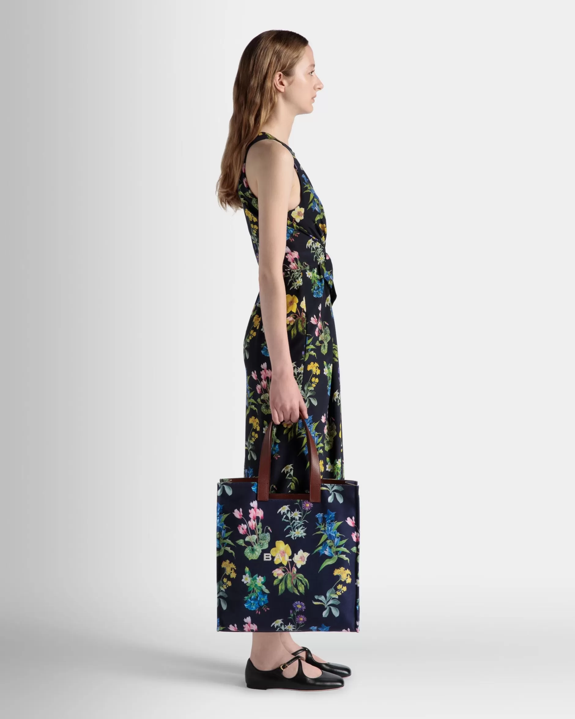 Bally Easy Tragetasche Für Damen Aus Canvas Und Leder Mit Mountain Flower-Print Blau Cheap