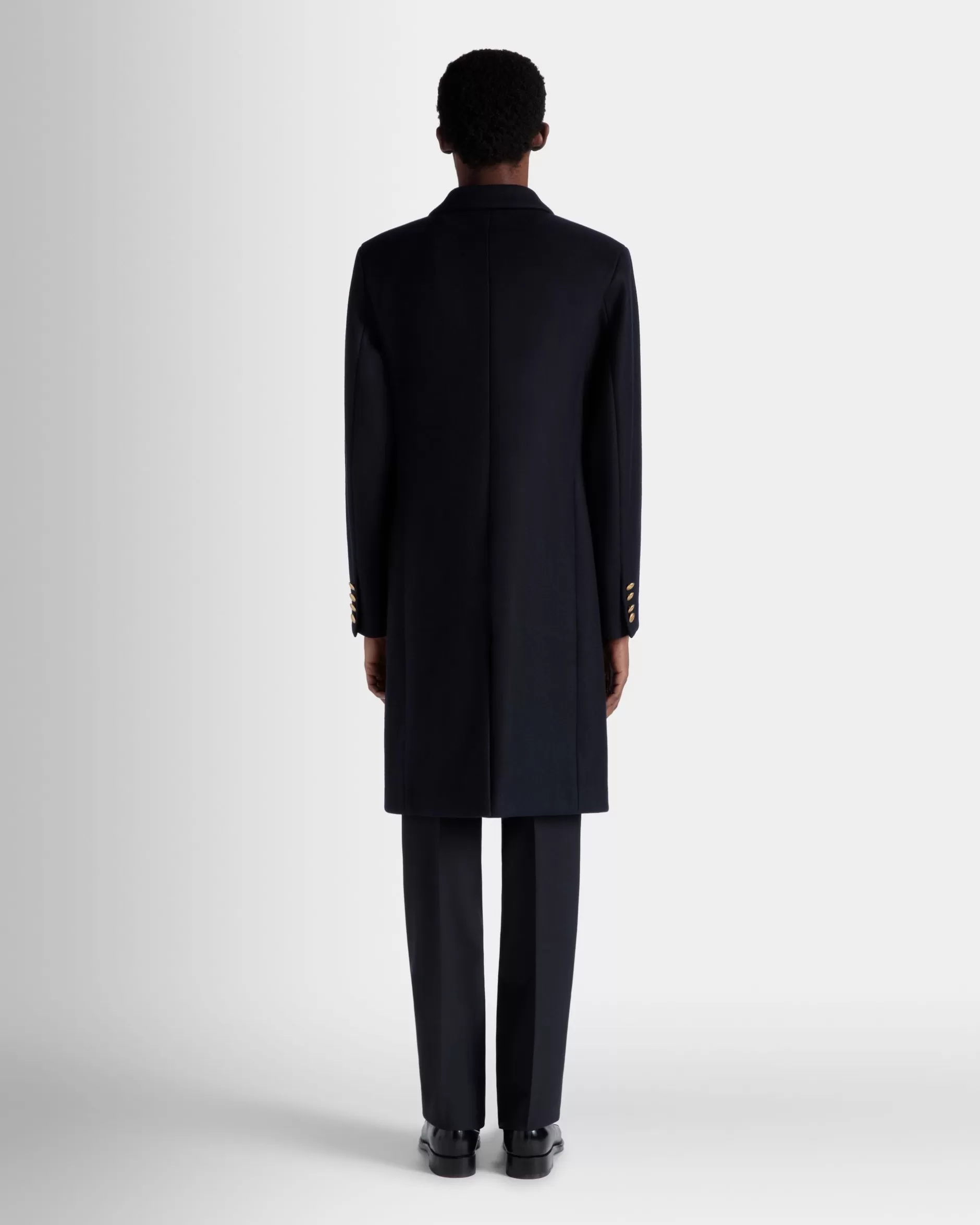 Bally Einreihiger Mantel Aus Einer Wollmischung In Navy Blue Aus Der Adrien Brody Travel-Kollektion Blau Fashion