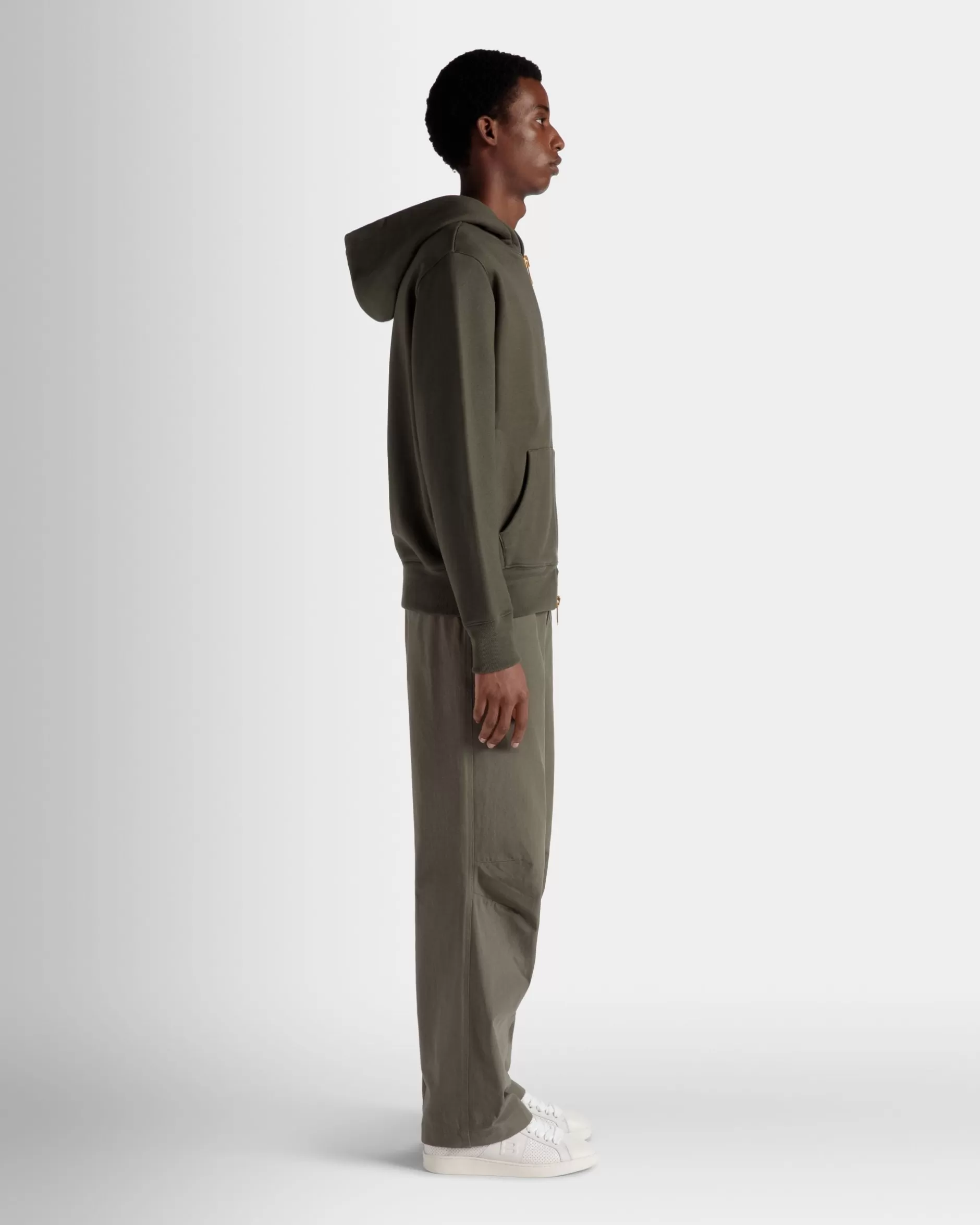 Bally Kapuzenpullover Aus Kaschmirgemisch In Olive Green Aus Der Adrien Brody Travel-Kollektion Grün Store
