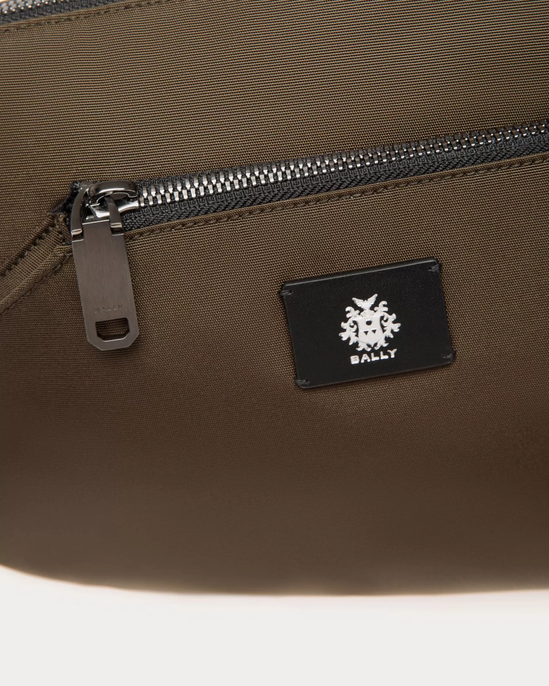 Bally Umhängetasche Aus Nylon In Military Green Aus Der Adrien Brody Travel-Kollektion Grün Outlet