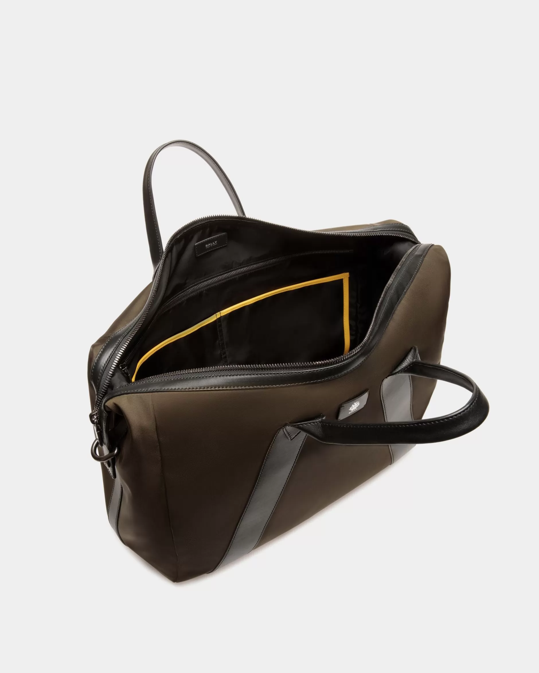 Bally Weekender Aus Nylon In Military Green Und Schwarz Aus Der Adrien Brody Travel-Kollektion Grün Hot